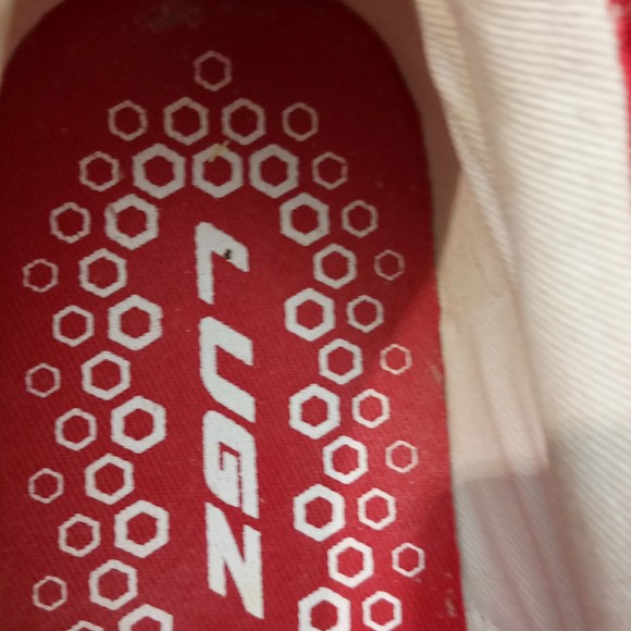 Lugz Clipper Women's Red Sneakers in Size 9 - Picture 5 of 7